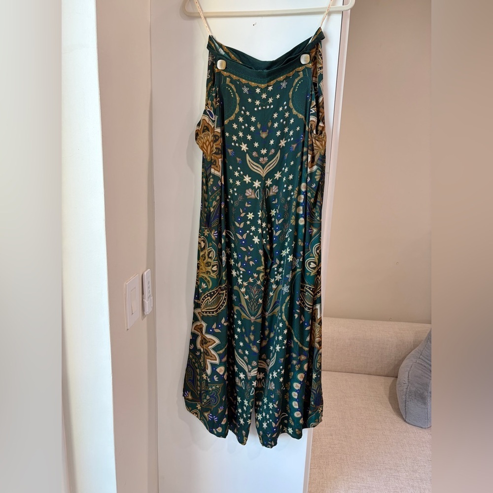 Farm Rio: Black Jaipur Lenzing Viscose Flare Pants - Picture 2 of 13
